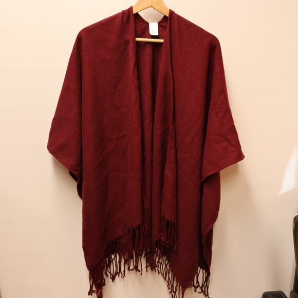 100 % Acrylic Cape Fringe Bottom Open Front Cranberry One Size - Picture 5 of 16